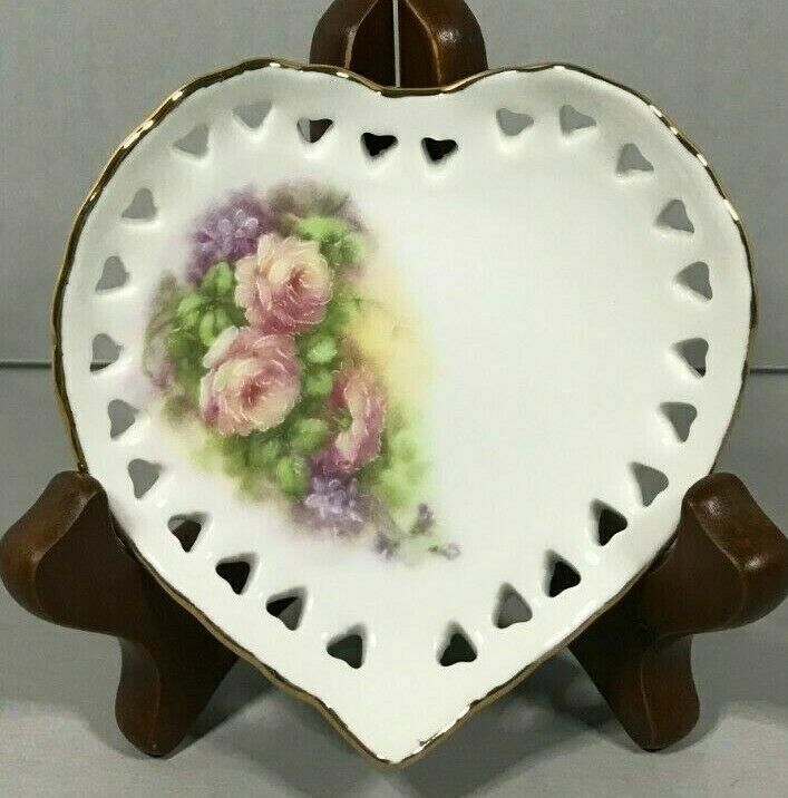 Vintage Heart Shaped Rose Floral Springer Porcelain Mini Trinket Dish 
