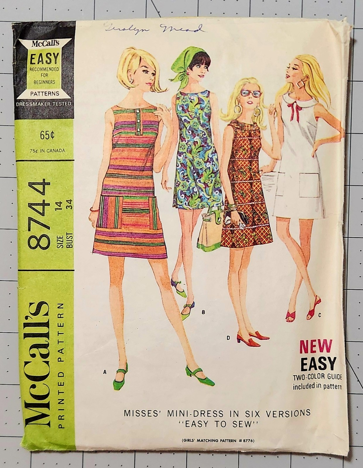 Vintage 1967 McCall\'s Misses Sewing Pattern 8744 Size 14 \ Vintage 1967 McCall\'s Misses Sewing Pattern 8744 Size 14 \