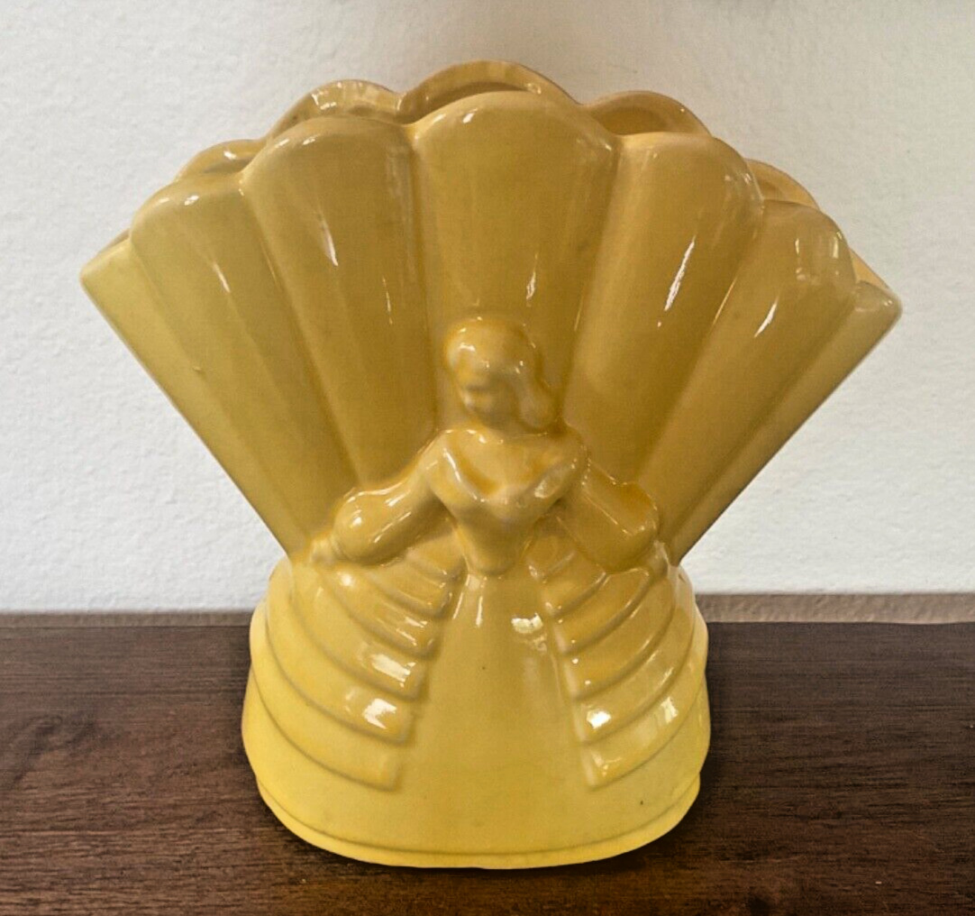 Rare Brush McCoy Pottery, 1940s, Vintage Girl In Yellow Dress , Fan Vase, mint