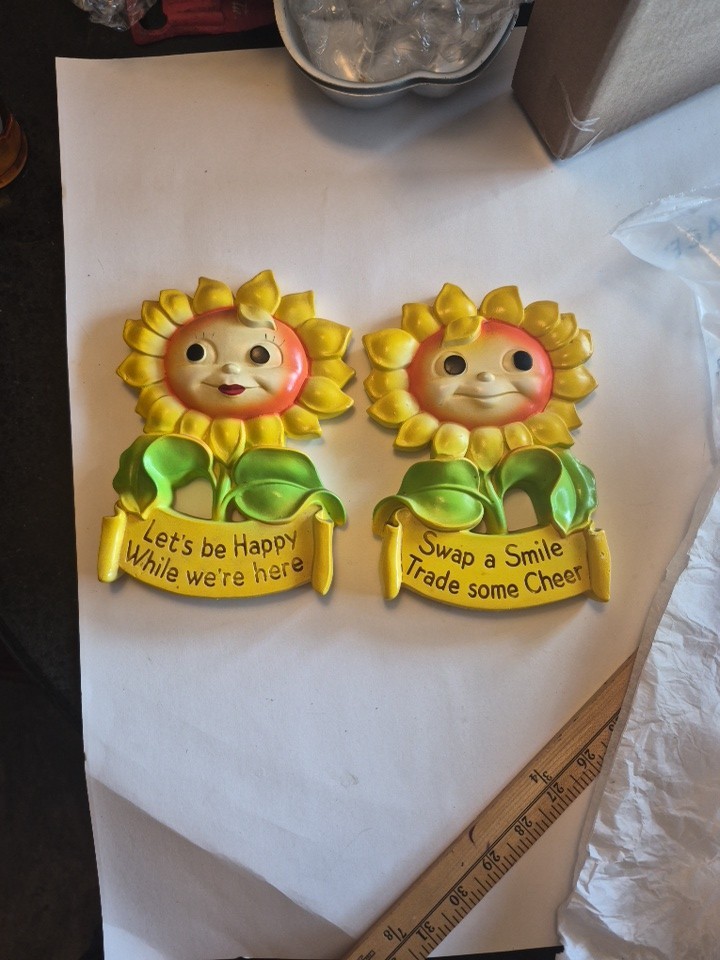 Vintage 1973 Miller Studio Chalkware Anthropomorphic Smiling Sunflower Plaques