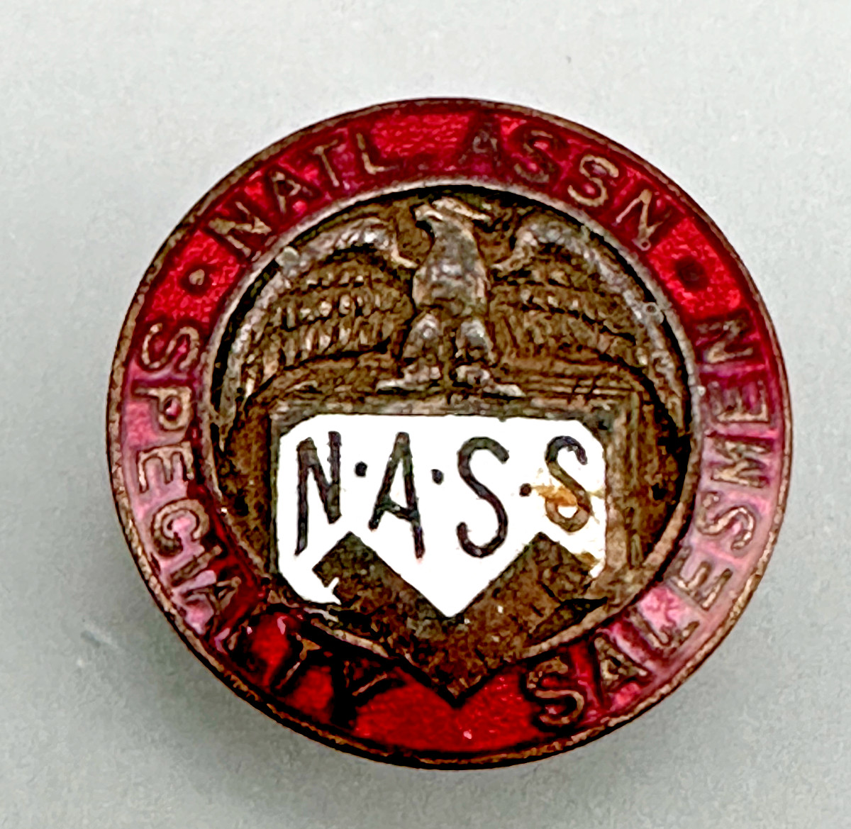 VINTAGE NATIONAL ASSOCIATION SPECIALTY SALESMEN (NASS) EAGLE SCREW BACK PIN A405