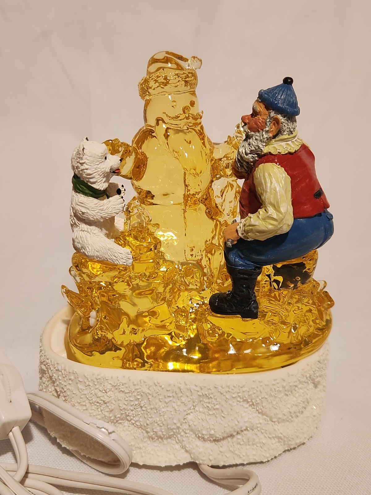 FIGI Graphics Santa\'s Reflection 1996 Lighted Santa\'s Crystal Valley Christmas