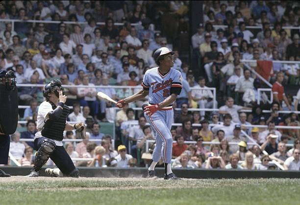 Minnesota Twins Rod Carew at bat vs Chicago White Sox Chicago IL 7- Old Photo 1