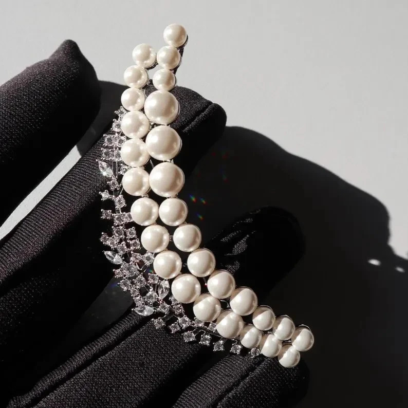 Elegant Pearl White & Diamond 18K White Gold Over Party Brooch Pin Men and Women