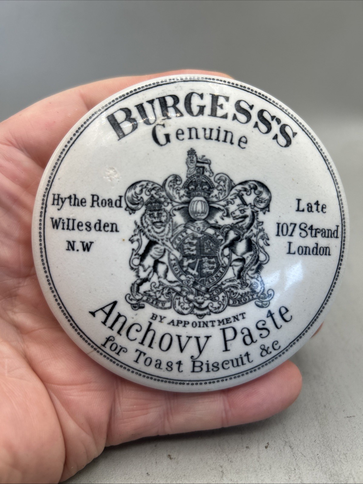 NICE GENUINE VICTORIAN ANCHOVY PASTE POT LID BURGESS’S 107 STRAND LONDON