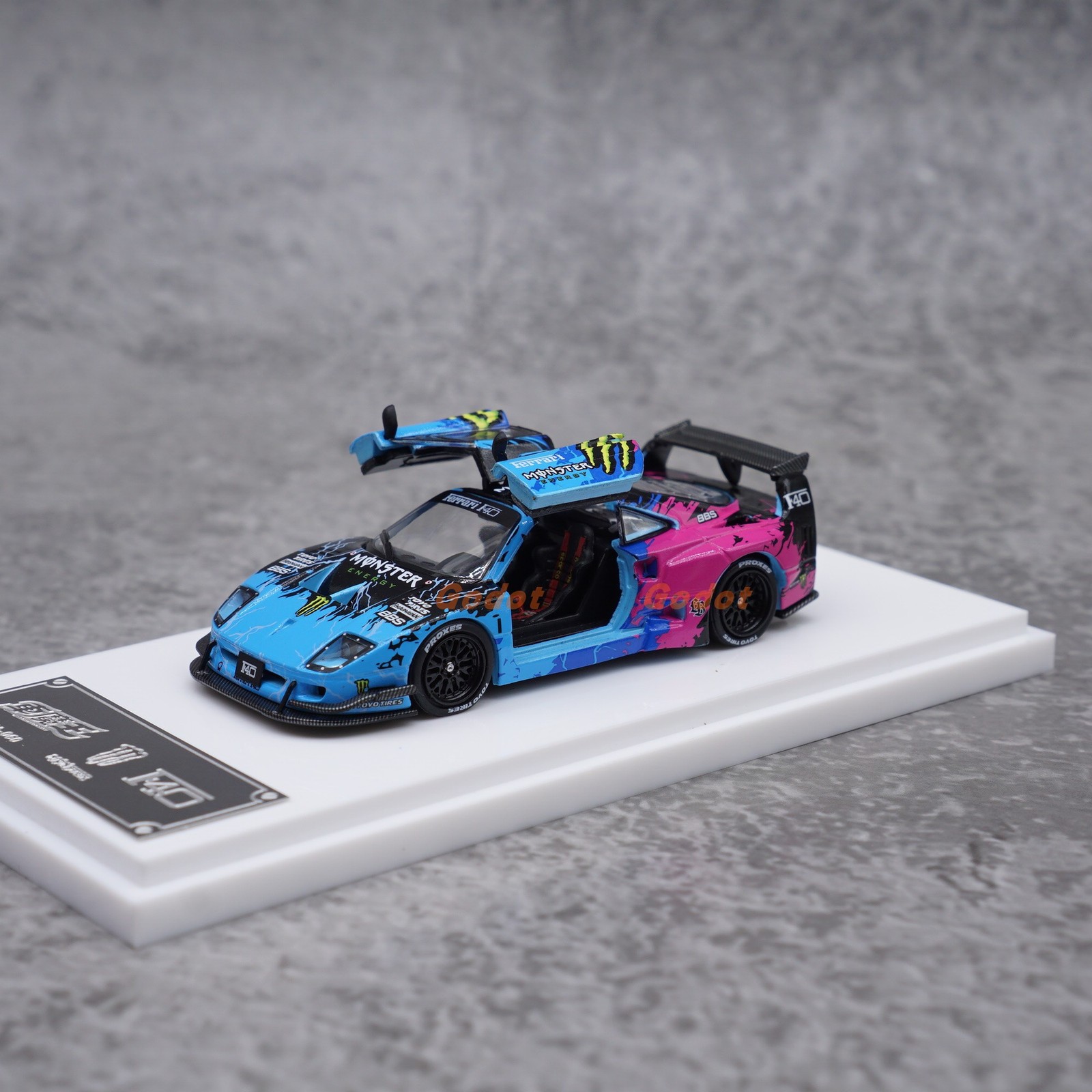 1/64 Alloy F40 Sports Car Miniature Openable Doors Display Collectible