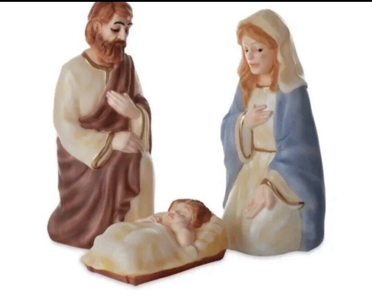 Nativity Set 3 Piece Figurines 4ft