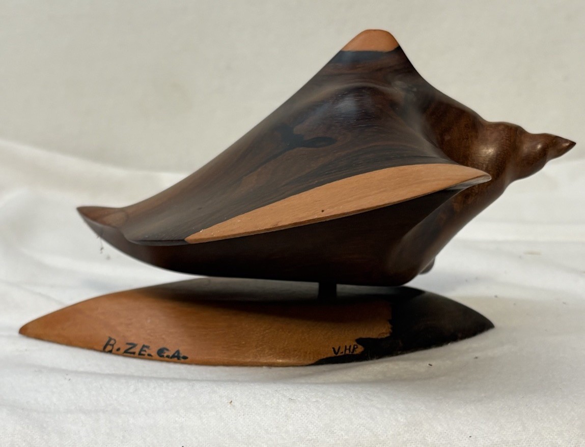 Vintage Belize Signed Hand Carved Two-Tone Wood Manta Ray Conch Shell Sculpture