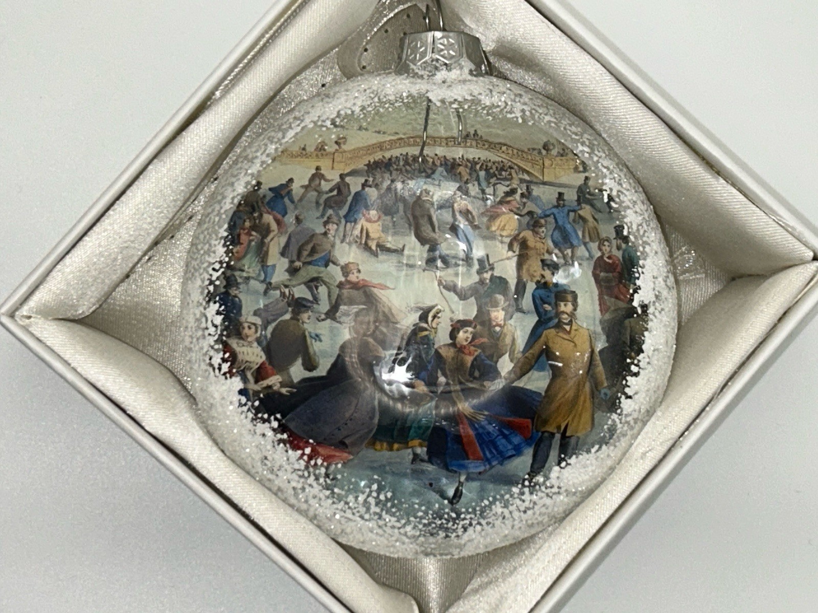 Metropolitan Museum of Art Skating in Central Park Glass Ornament 4