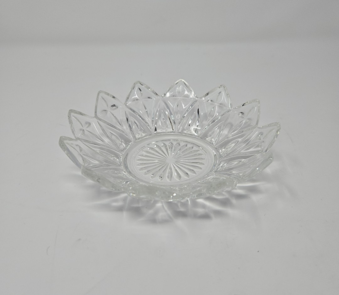 Vintage Federal Glass Petal Bowl Dish