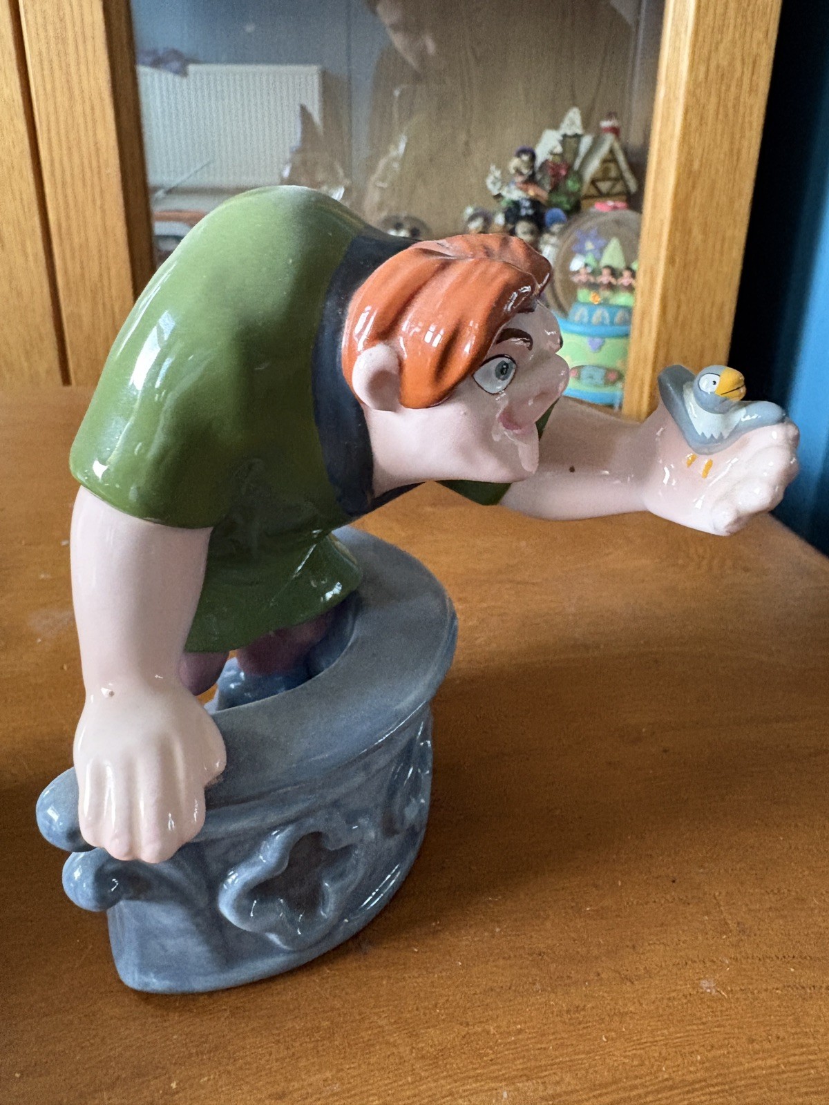 NWT VTG Disney Hunchback of Notre Dame Quasimodo W/ Bird Ceramic Figure Figurine