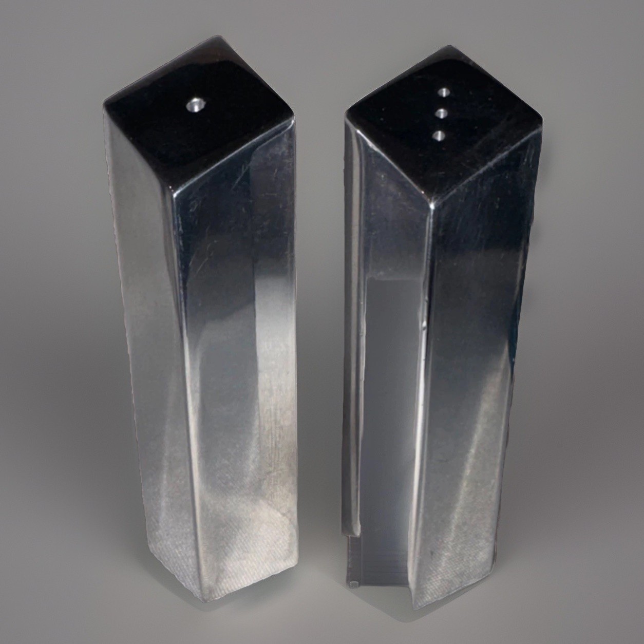 Nambe Studio Salt & Pepper Shakers Chrome #6116 Nice & Rare 