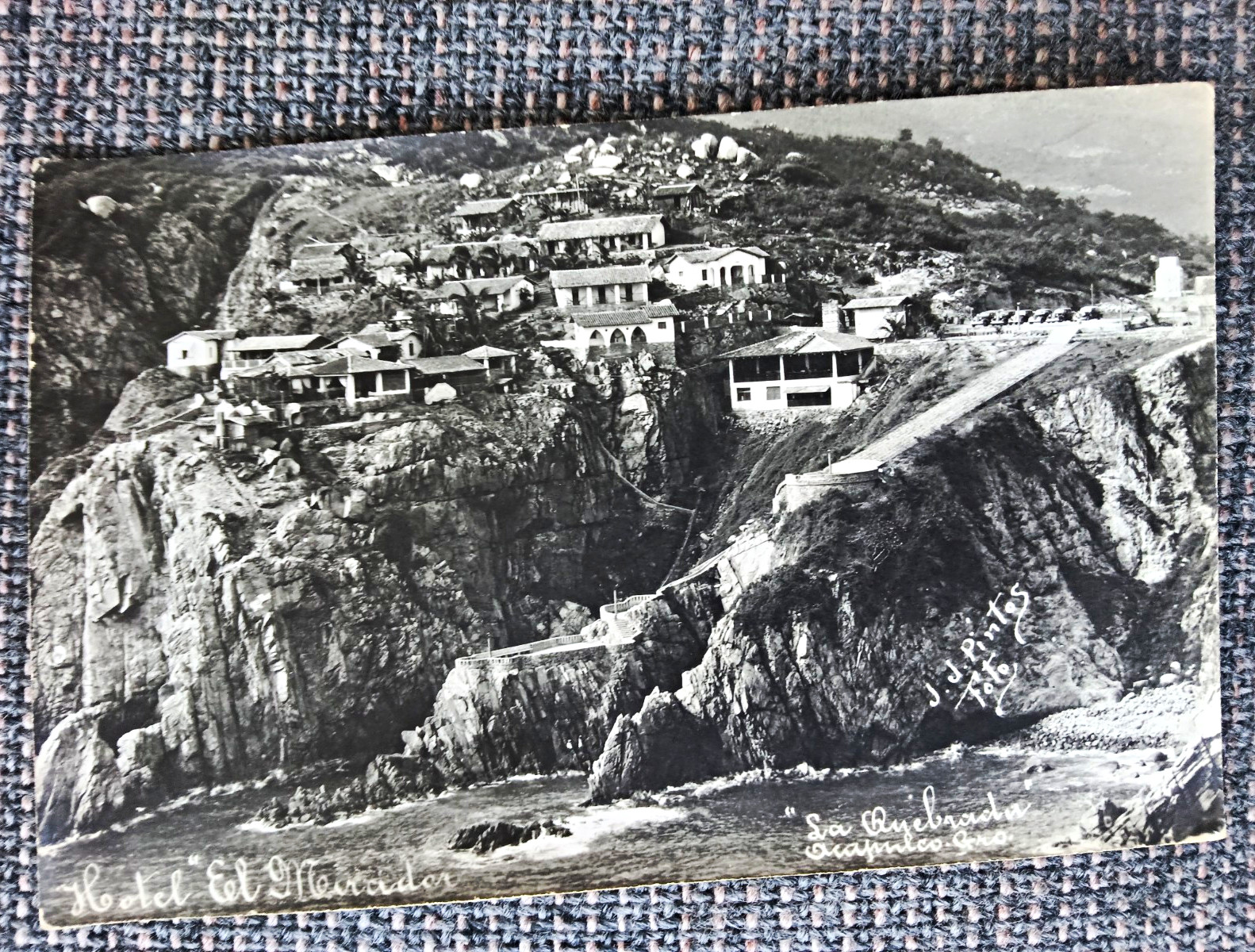 J.J. Pintos Foto RPPC Hotel El Mirador La Quebrada Acapulco Gro Mexico Postcard