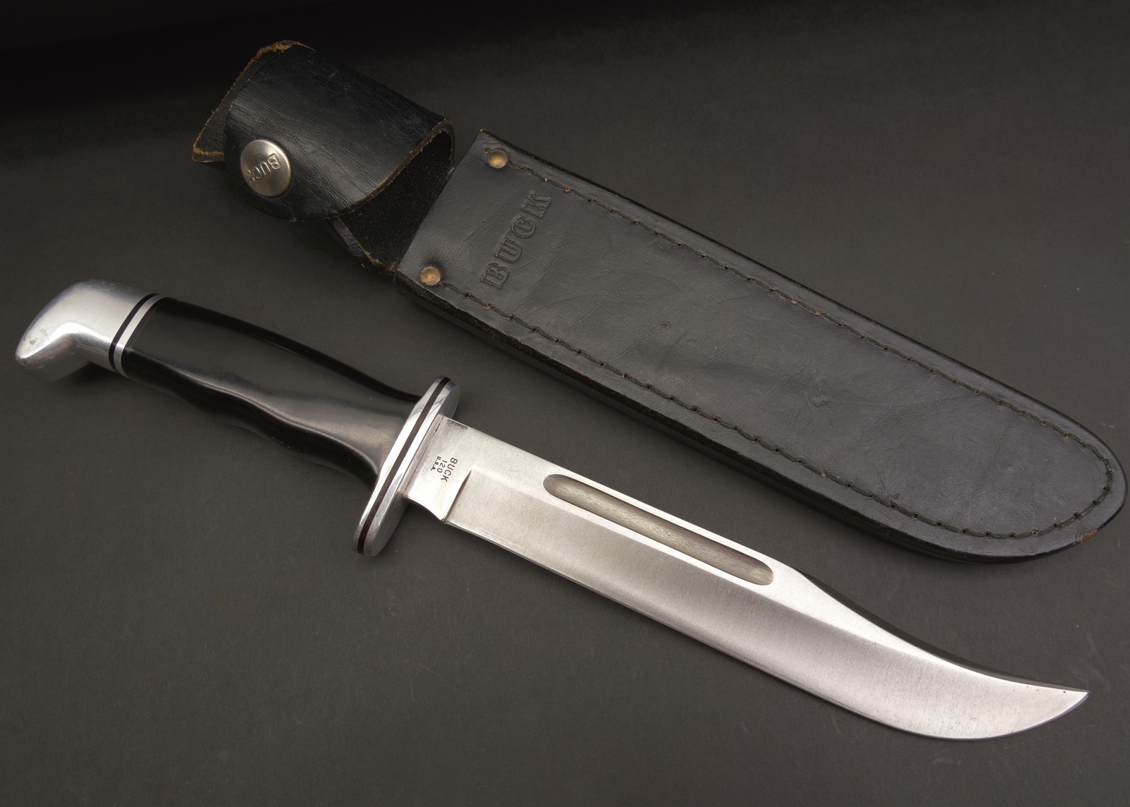 Vintage 1972 - 1986 Buck USA 120 General 3-Line Large Hunting Knife w/ Sheath Vintage 1972 - 1986 Buck USA 120 General 3-Line Large Hunting Knife w/ Sheath