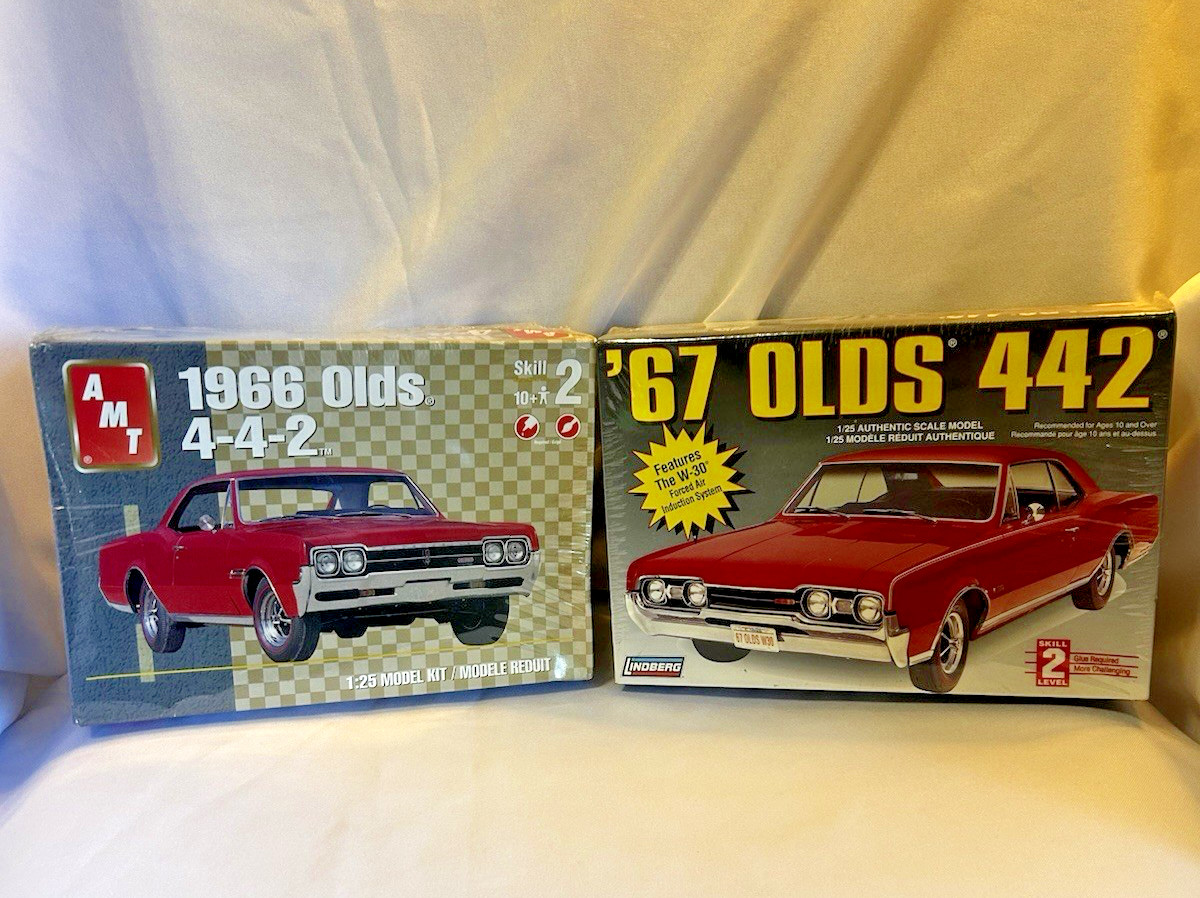 LOT - AMT/LINDBERG (2) OLDS 66 &67 -W30 442 model kits NEW FACTORY SEALED BOX\'s