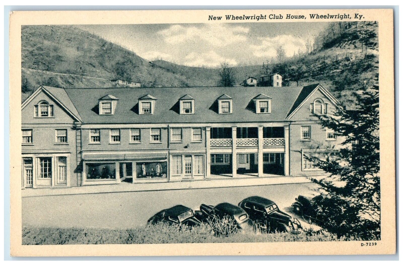 c1920's New Wheelwright Club House Bar Tavern Wheelwright Kentucky KY Postcard