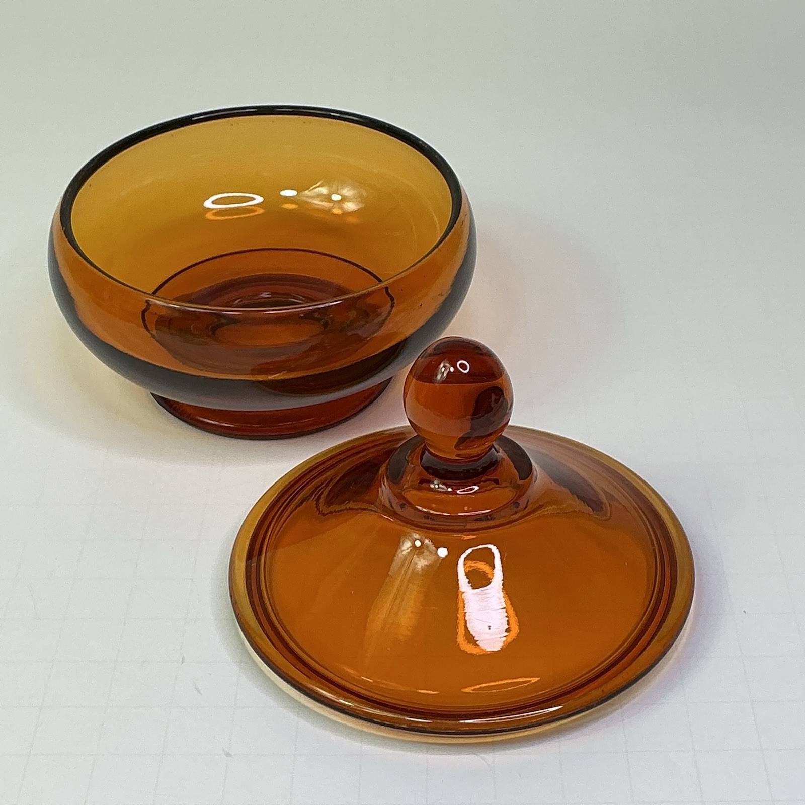 Vtg Small Amber Glass Covered Apothecary Jar Trinket Dish 4X4”