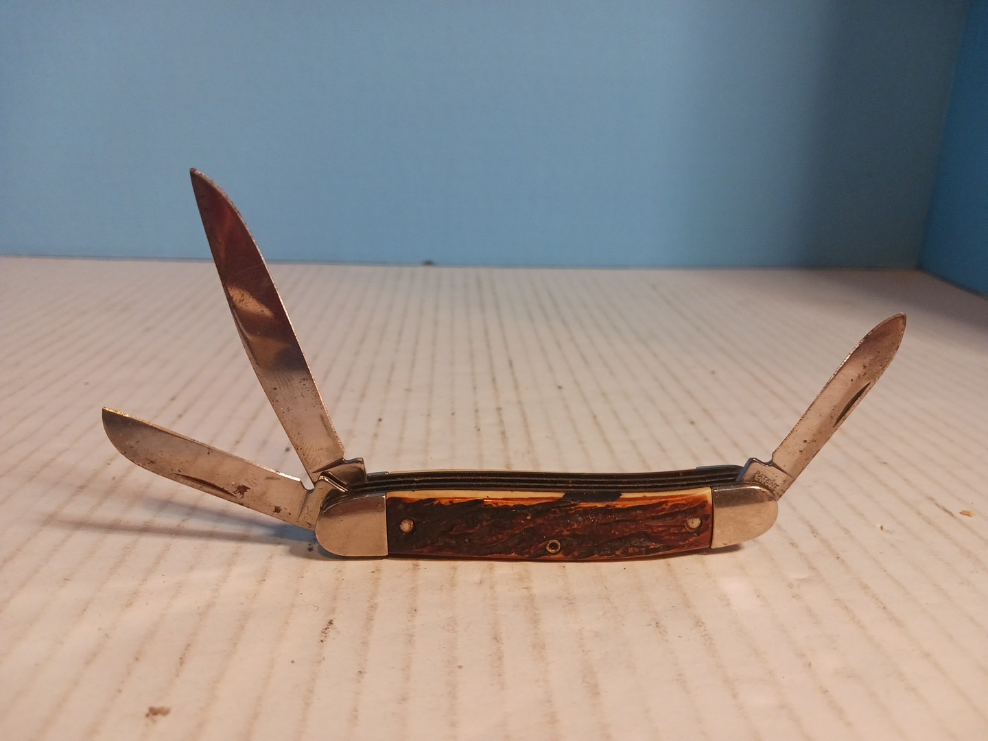 *VINTAGE* Colonial Prov. USA Folding Knife Triple 3 Blade 3 1/2\