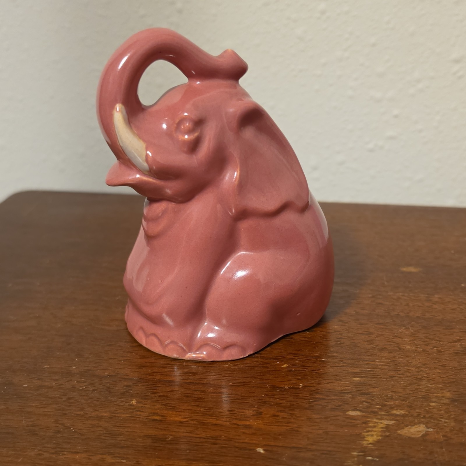 Rare North Dakota Rosemeade Dusty Rose Elephant Coin Bank Slot
