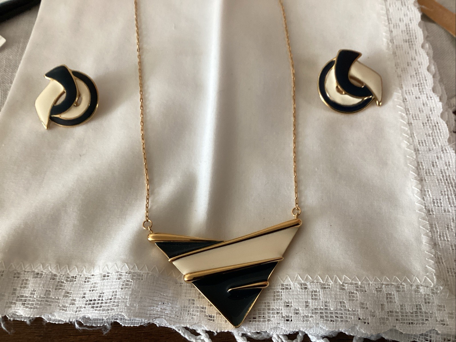 Vintage Monet Necklace (14 1/2”) Blue Cream Gold Tone/ Matching Clip Earrings