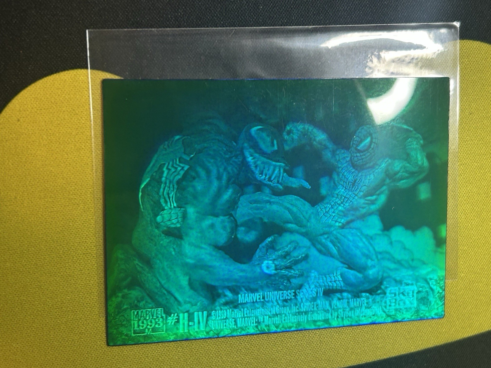Very Clean 1993 Skybox Marvel Universe IV SPIDER-MAN vs VENOM Hologram Card H-IV