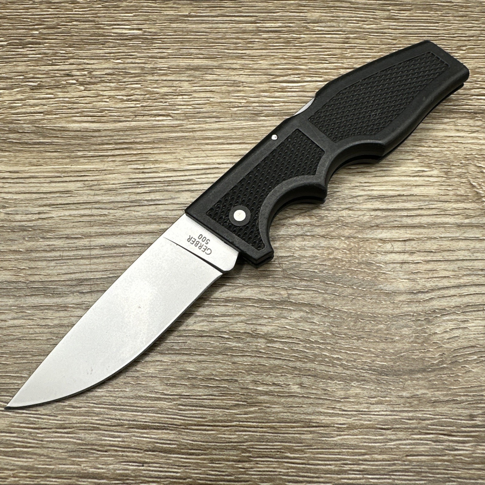 Gerber 500 Magnum Jr Lockback Knife Plain Edge Blade. Gerber 500 Magnum Jr Lockback Knife Plain Edge Blade.
