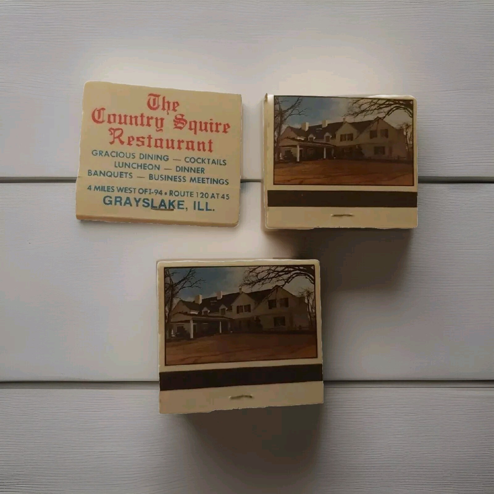 3 Vintage The Country Squire Restaurant Matchbook GRAYSLAKE, IL Matches UNUSED