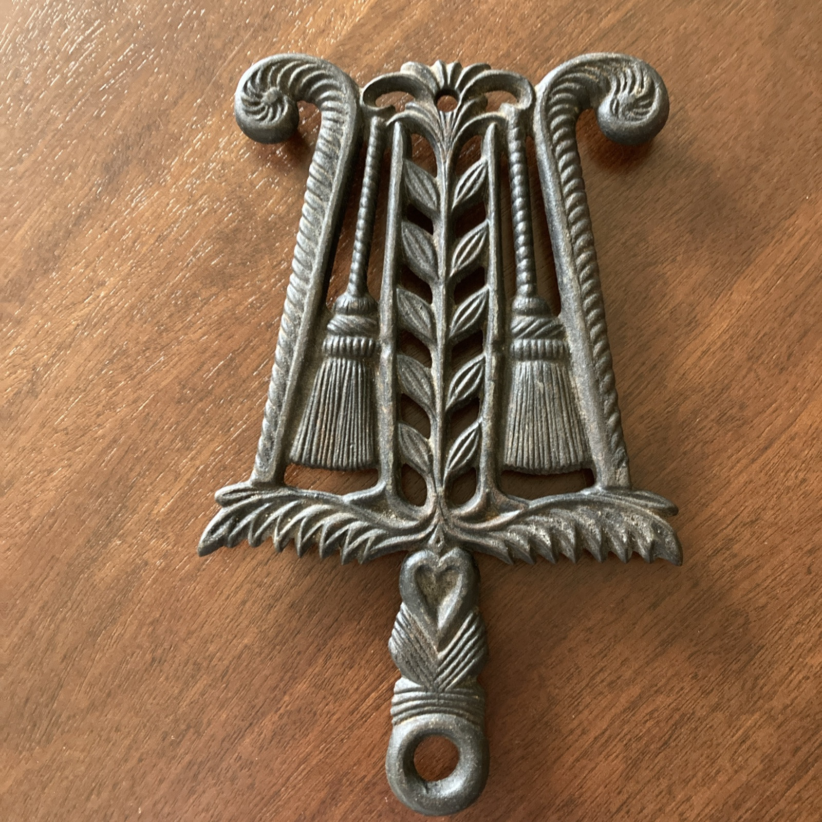 Cast Iron Trivet  J.Z.H. 1951 Black Cast Iron Trivet  T-6   GRAIN & TASSEL