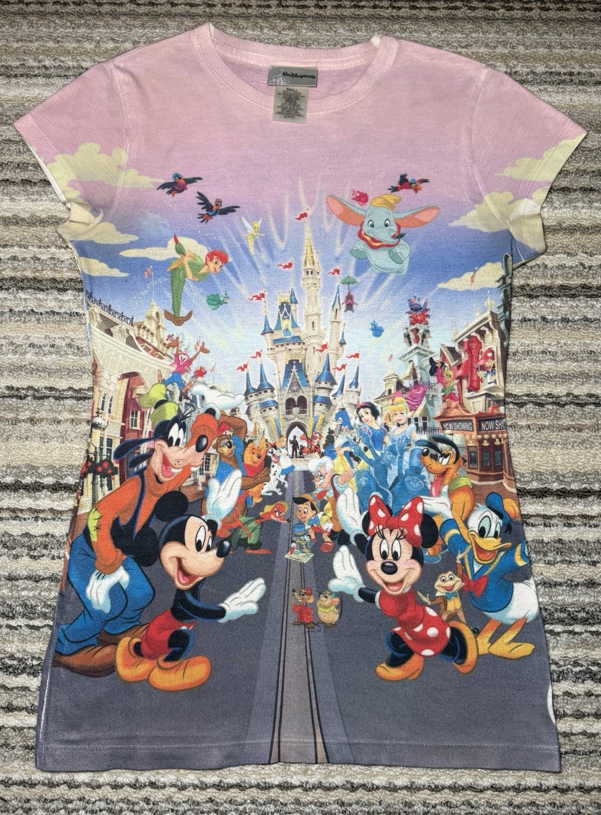 Vtg Y2K Disney Parks World Magic Kingdom All Over Print AOP T-Shirt Womans Small