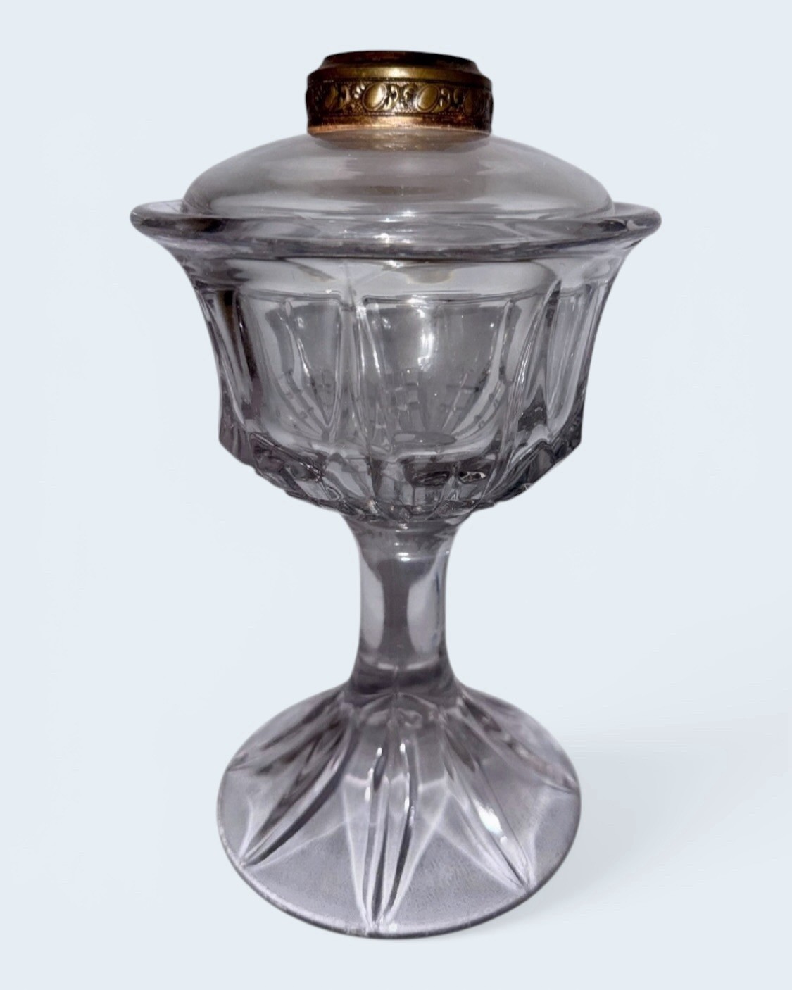 Antique  Oil Lamp Duncan’s Quartered Block Elegant Design, Thuro Bk 1, p. 299