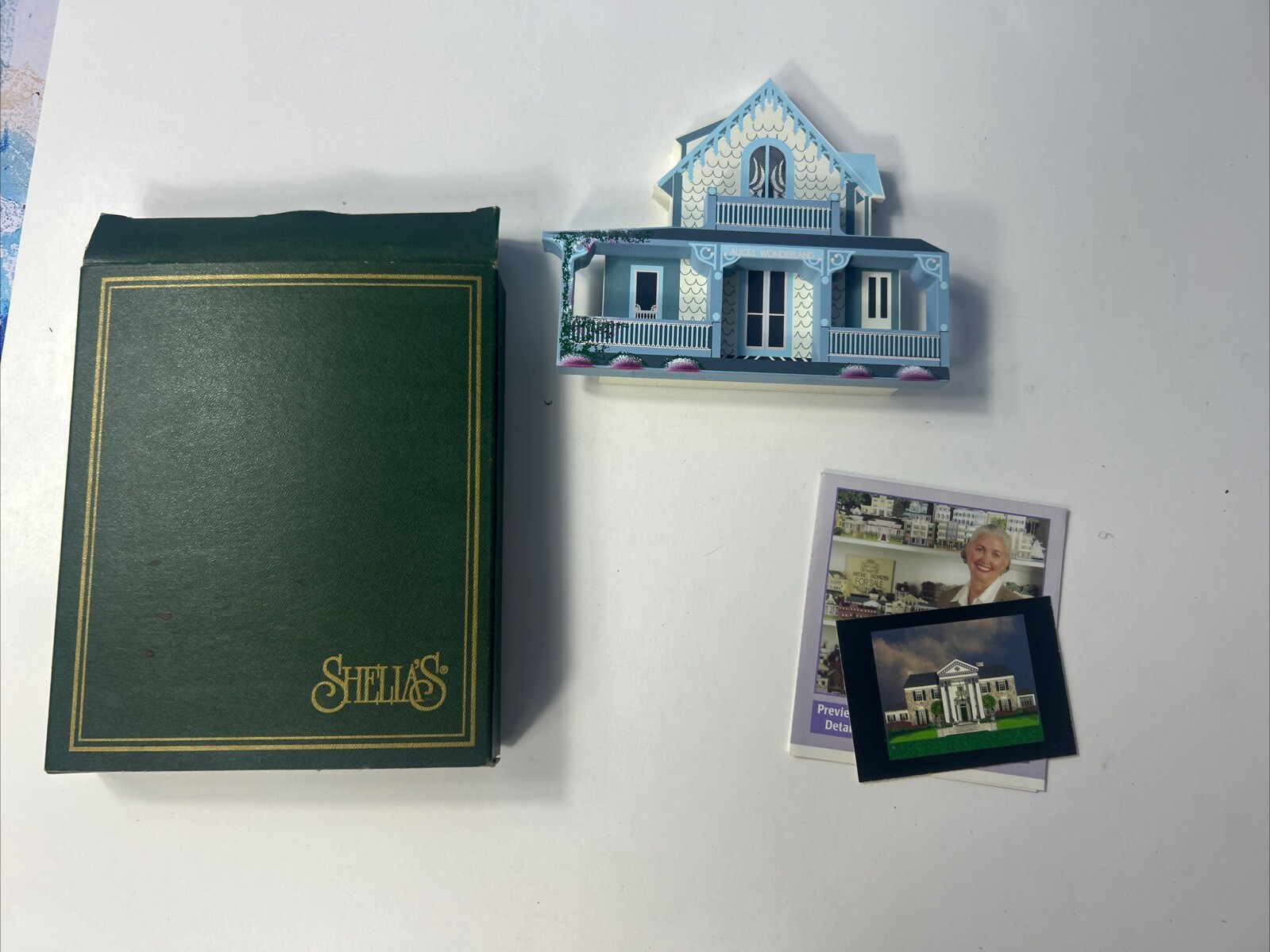 SHELIA'S COLLECTIBLES ALICE'S WONDERLAND OAK BLUFFS, MA 1993 New In Box SHELIA'S COLLECTIBLES ALICE'S WONDERLAND OAK BLUFFS, MA 1993 New In Box