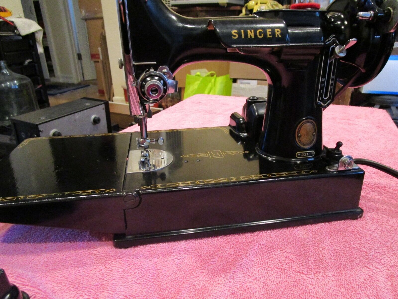 Featherweight 221 sewing Machine AM774776 w/ book, pedal, case & key, some attac