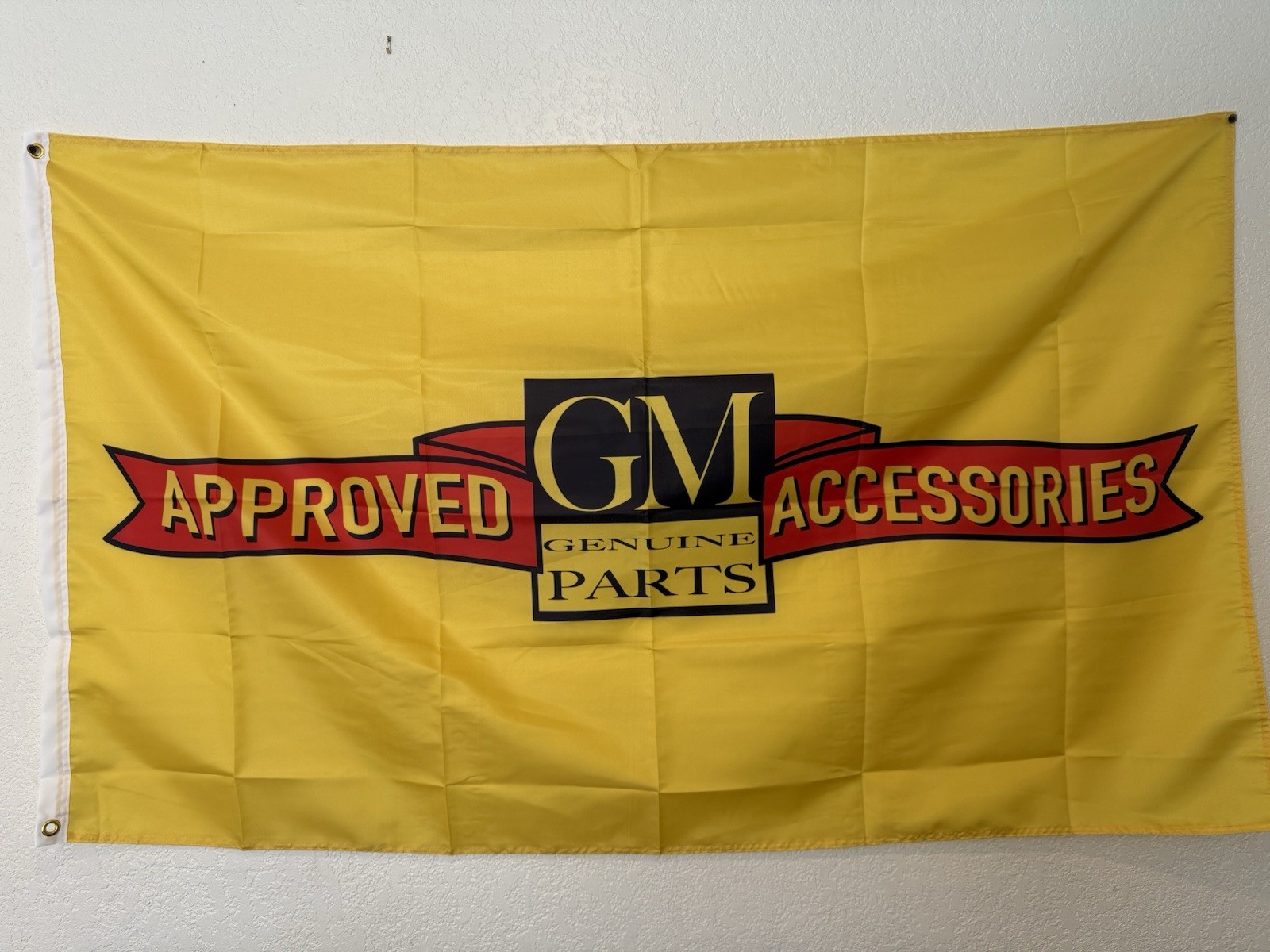 GM Genuine Parts Approved Accessories Chevrolet Cadillac Buick Banner Flag