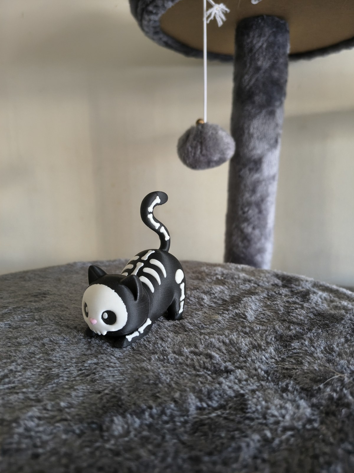 Stretching Skeleton Cat Figurine 3D Printed Halloween Black Cat Cute Decor 8cm Stretching Skeleton Cat Figurine 3D Printed Halloween Black Cat Cute Decor 8cm