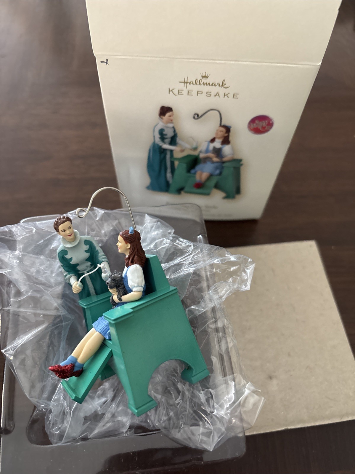 2008 Hallmark The Wizard of Oz EMERAL CITY STYLE Keepsake Ornament 2008 Hallmark The Wizard of Oz EMERAL CITY STYLE Keepsake Ornament