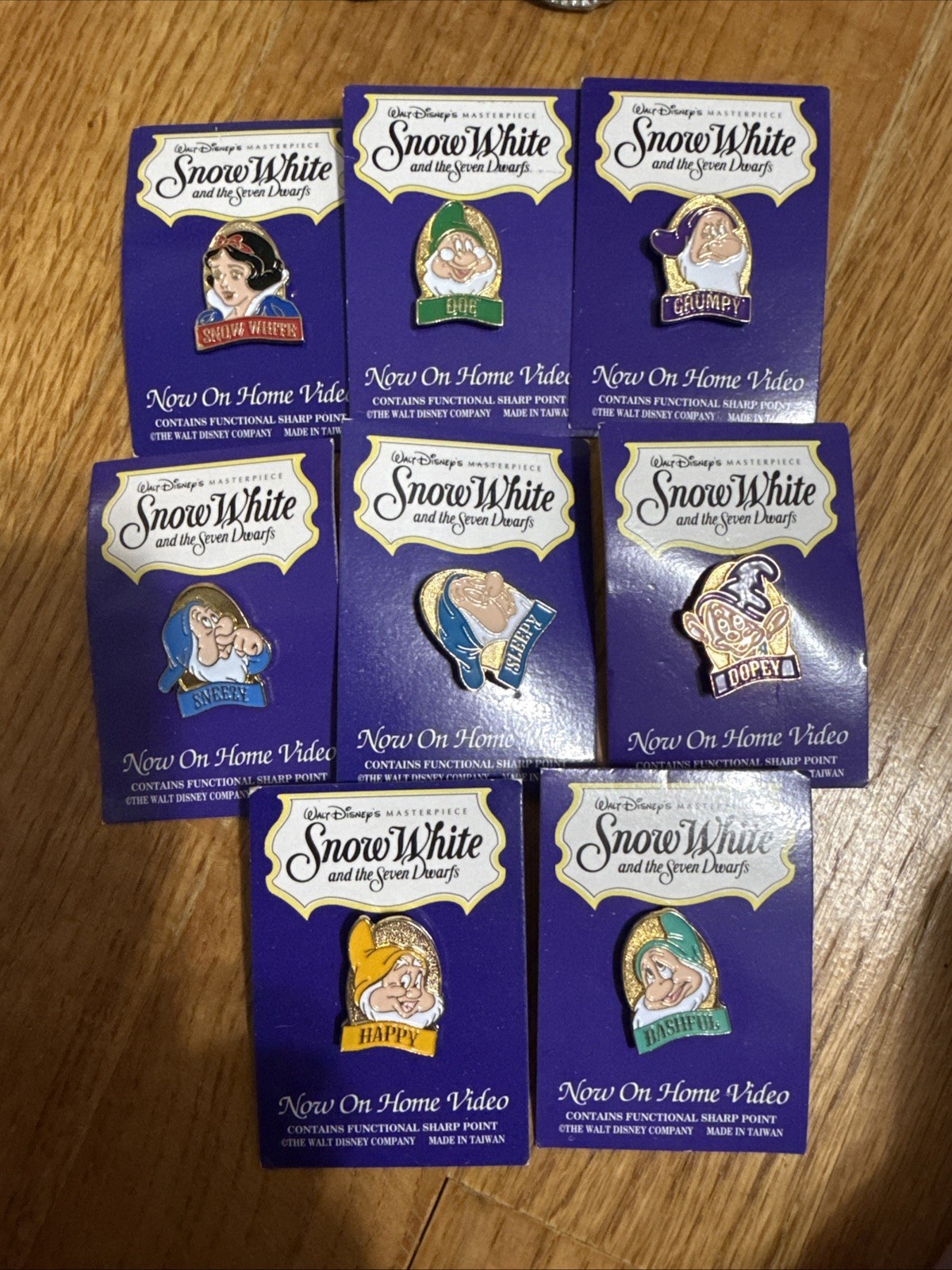 8 Vintage 1994 Walt Disney Store Snow White & the Seven Dwarfs Lapel Pins 8 Vintage 1994 Walt Disney Store Snow White & the Seven Dwarfs Lapel Pins