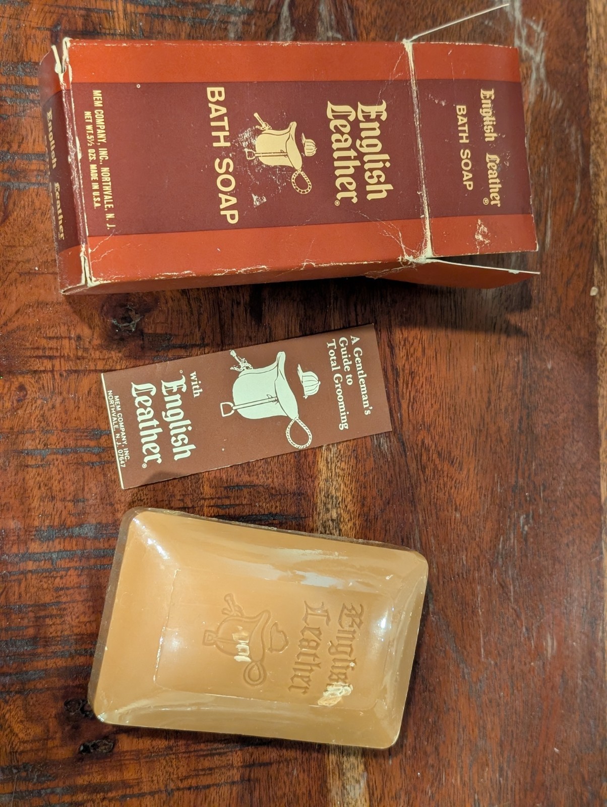 Vintage English Leather Bath Soap 5.5 oz Bar MEM Co. New Old Stock Rare VTG