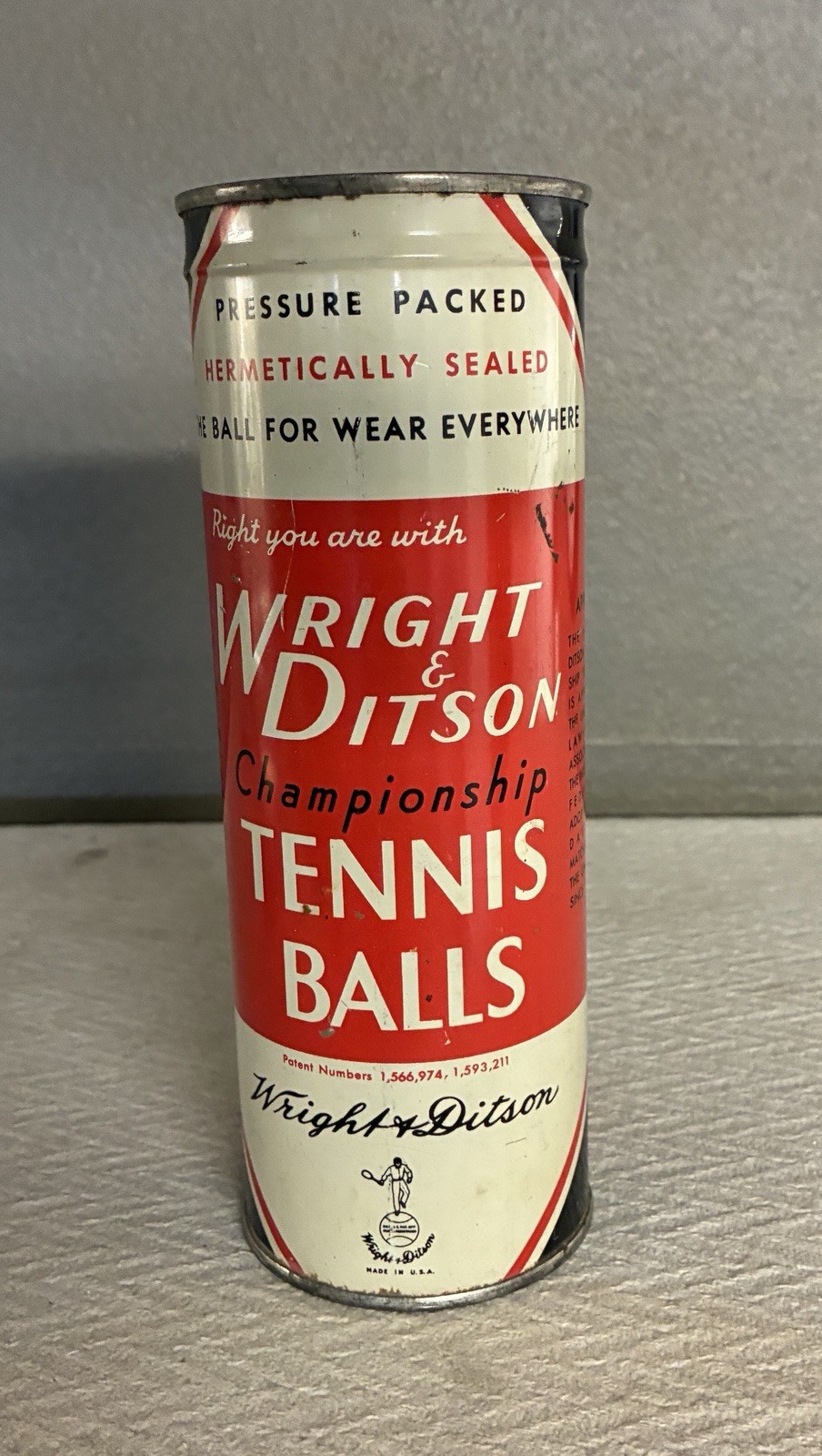 UNOPENED 1950 can of Wright & Ditson Tennis Balls, Nice Colors, No Fading UNOPENED 1950 can of Wright & Ditson Tennis Balls, Nice Colors, No Fading