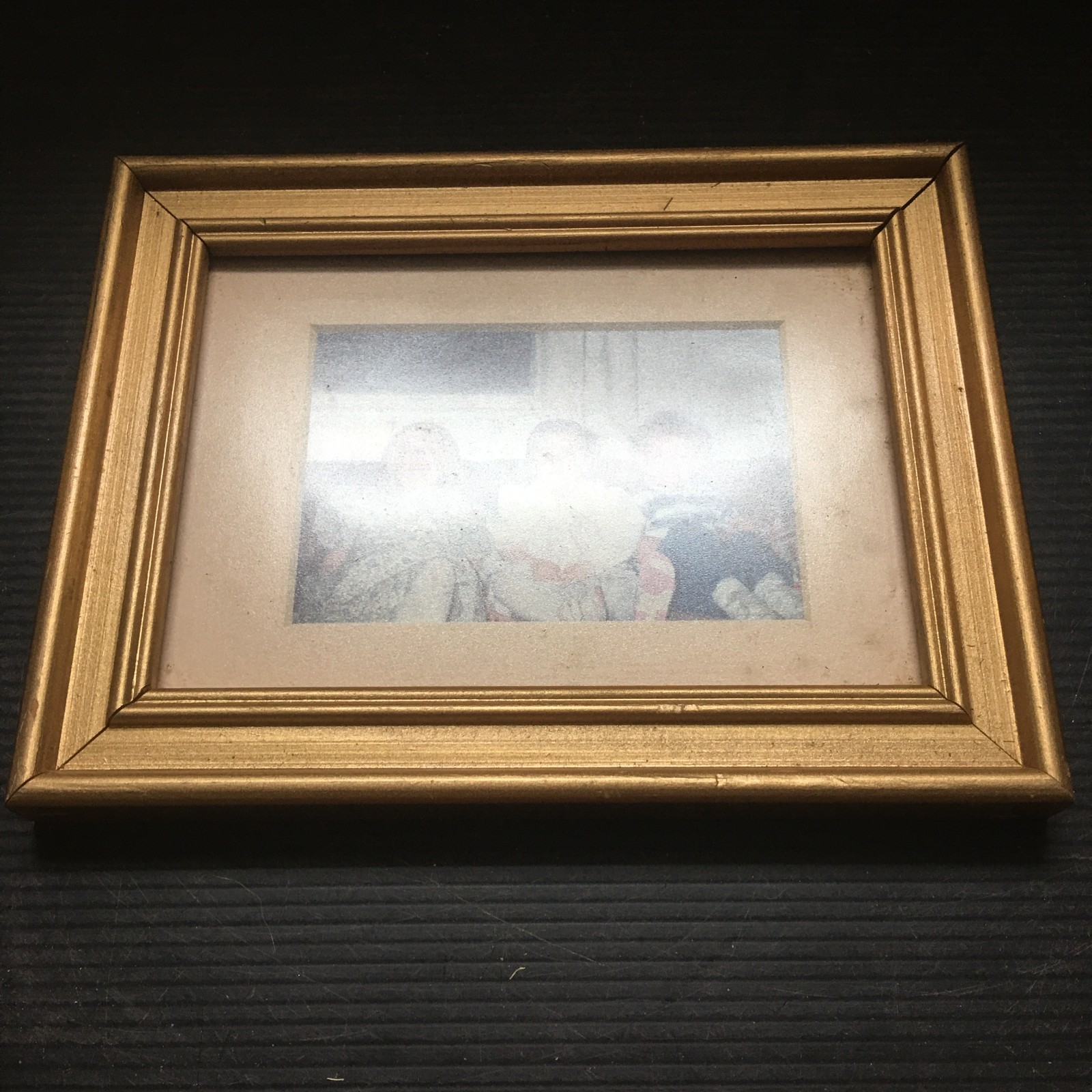 Vintage 1970s Caldor Gold-Toned Wood 5 x7 Photo Frame 8.5