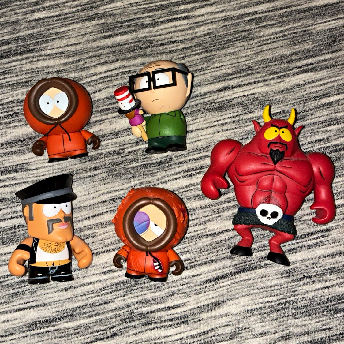 Kidrobot South Park Lot – Satan Chase, Dead Kenny, Big Gay Al, Garrison, Kenny