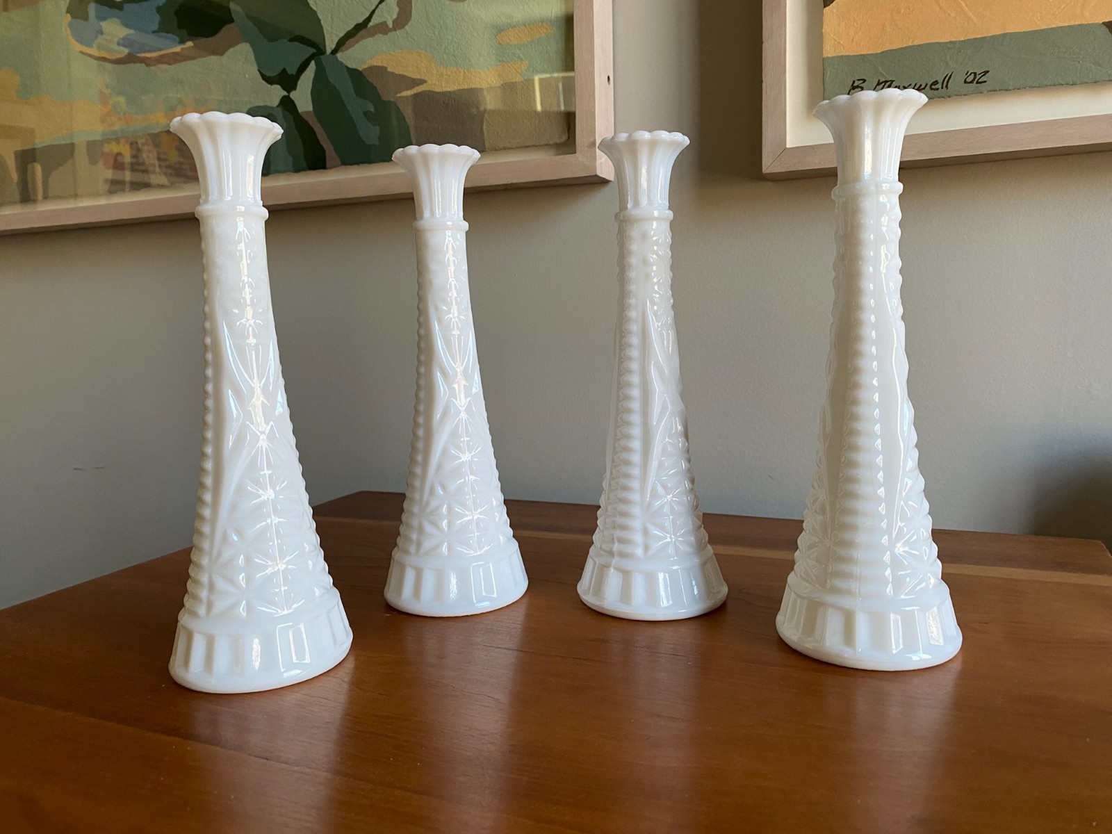 Set Of 4 Anchor Hocking Milk Glass Bud Vase Stars and Bars 9