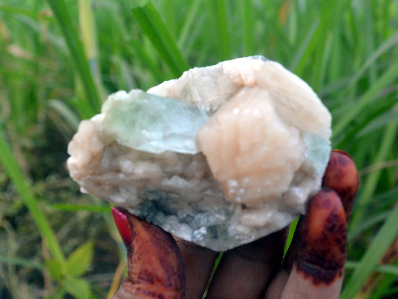 apophyllite w/ stilbite minerals specimen s-9