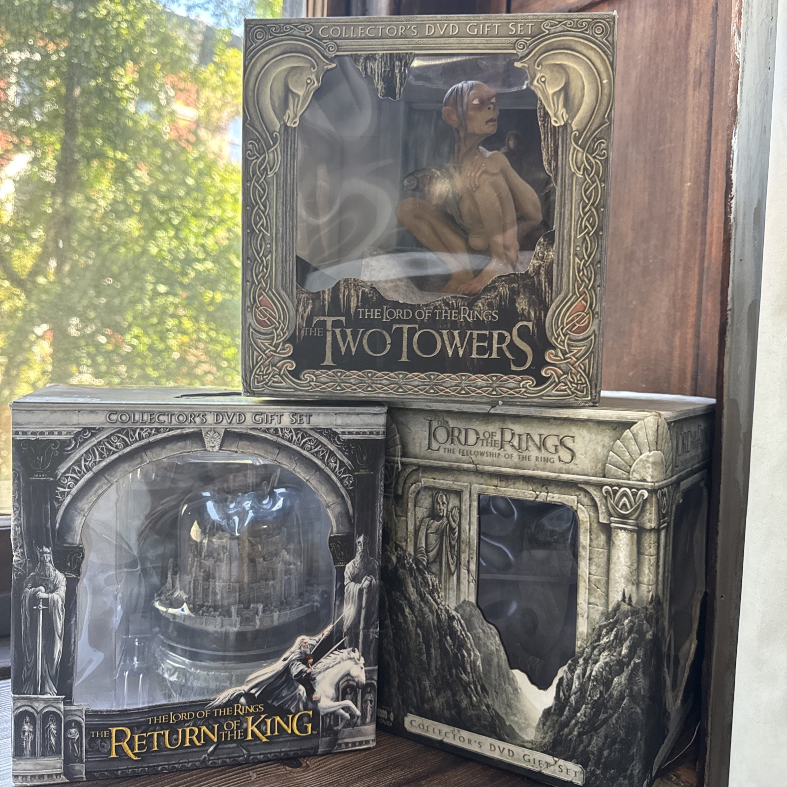 The Lord of the Rings Trilogy Collector\'s DVD Gift Set w/ Statues Rare Smeagol