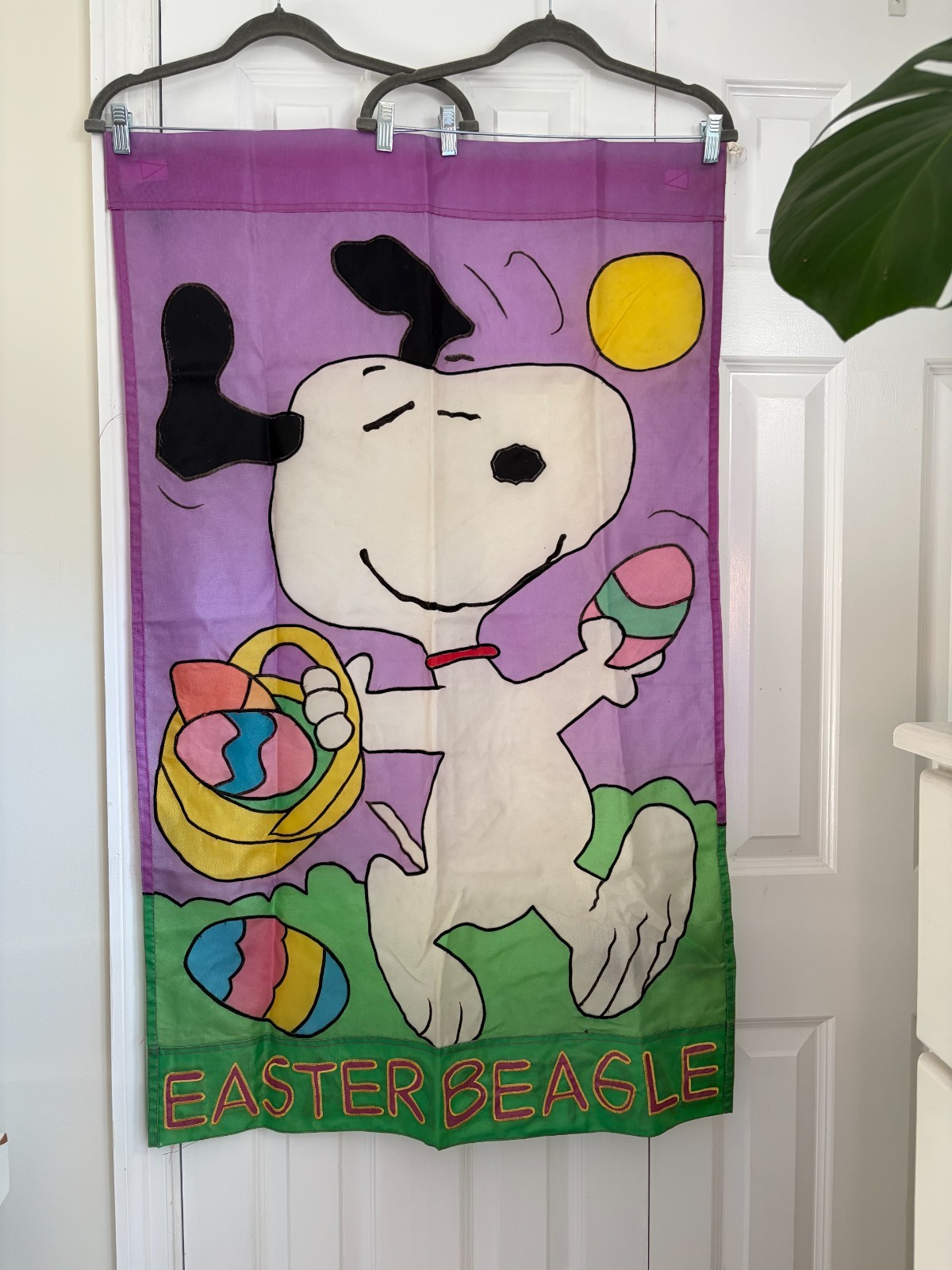 Vintage Peanuts Snoopy Easter Beagle Flag with Easter Egg Basket