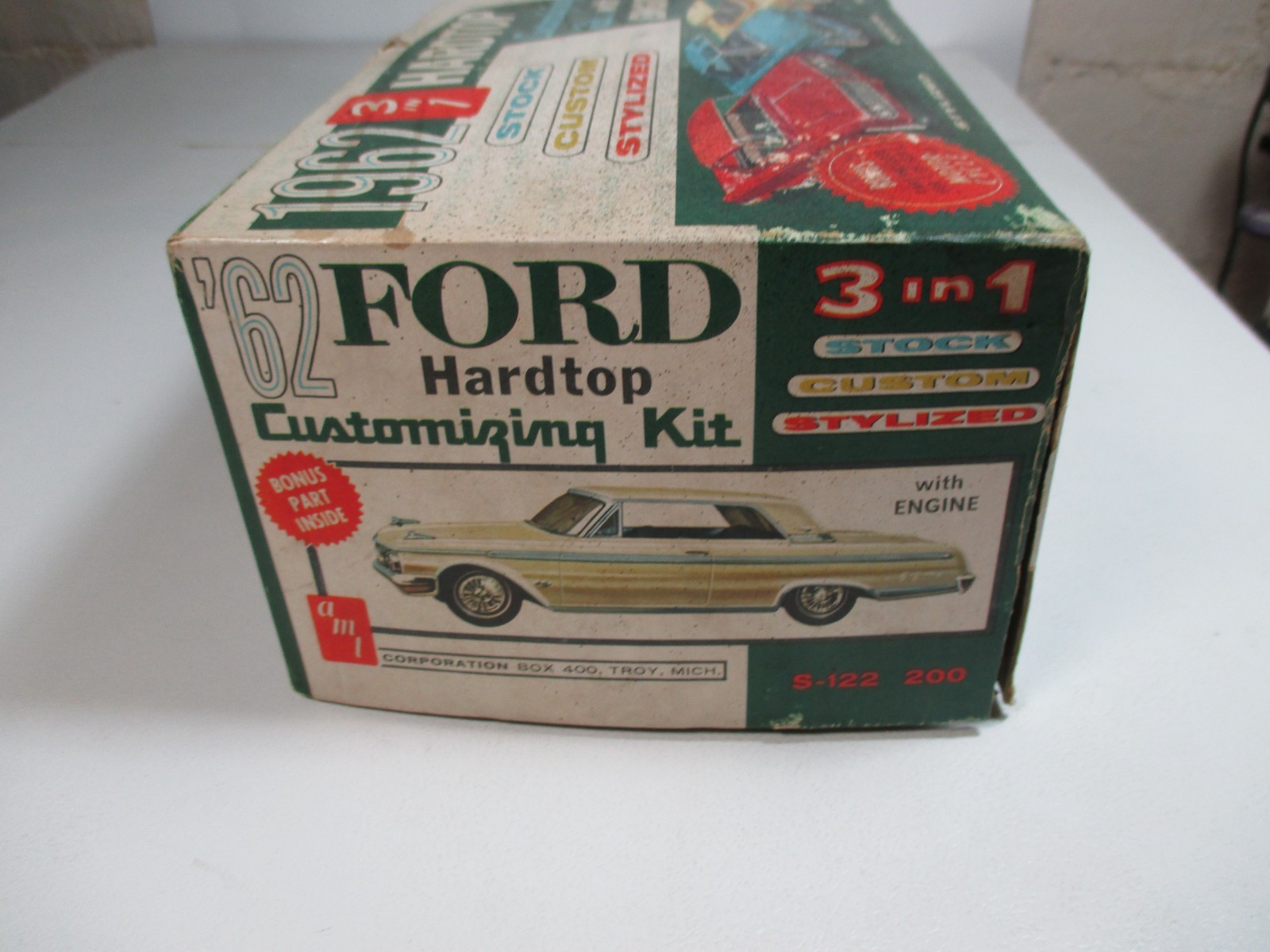 1962 Ford Hardtop Kit 1/25 AMT Unbuilt