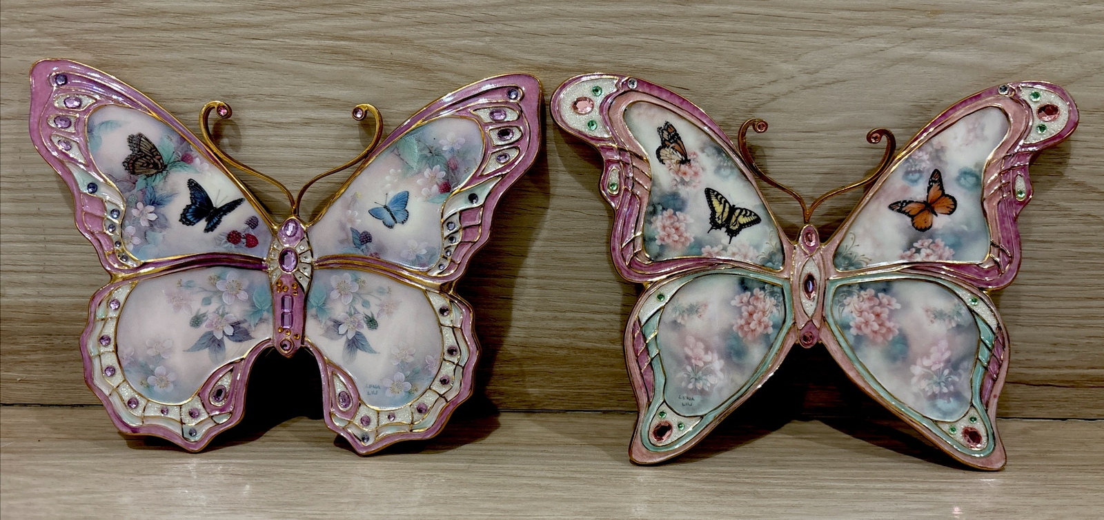 2 Lena Liu Jewels of Nature NATURES ELEGANCE Butterfly Wall Plaque Bradford Xchg
