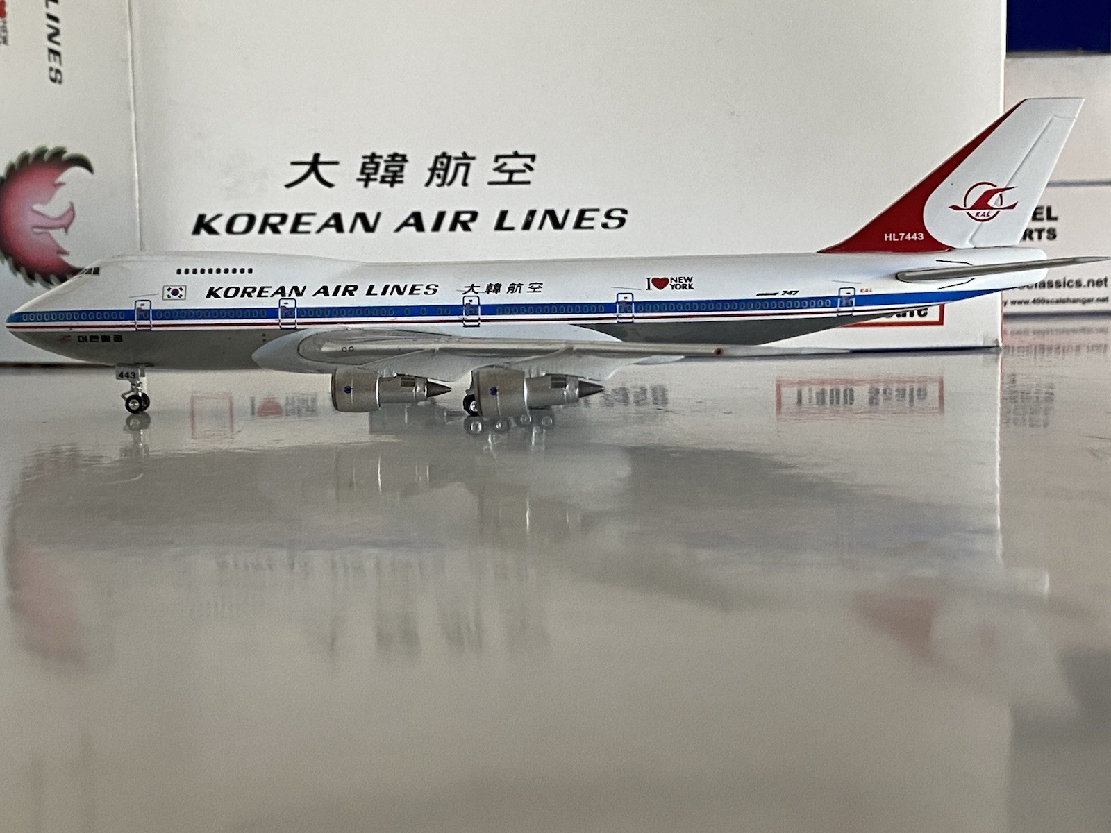 Phoenix Models Korean Air Boeing 747-200 1:400 HL7443 PH4KAL376 I Love New York