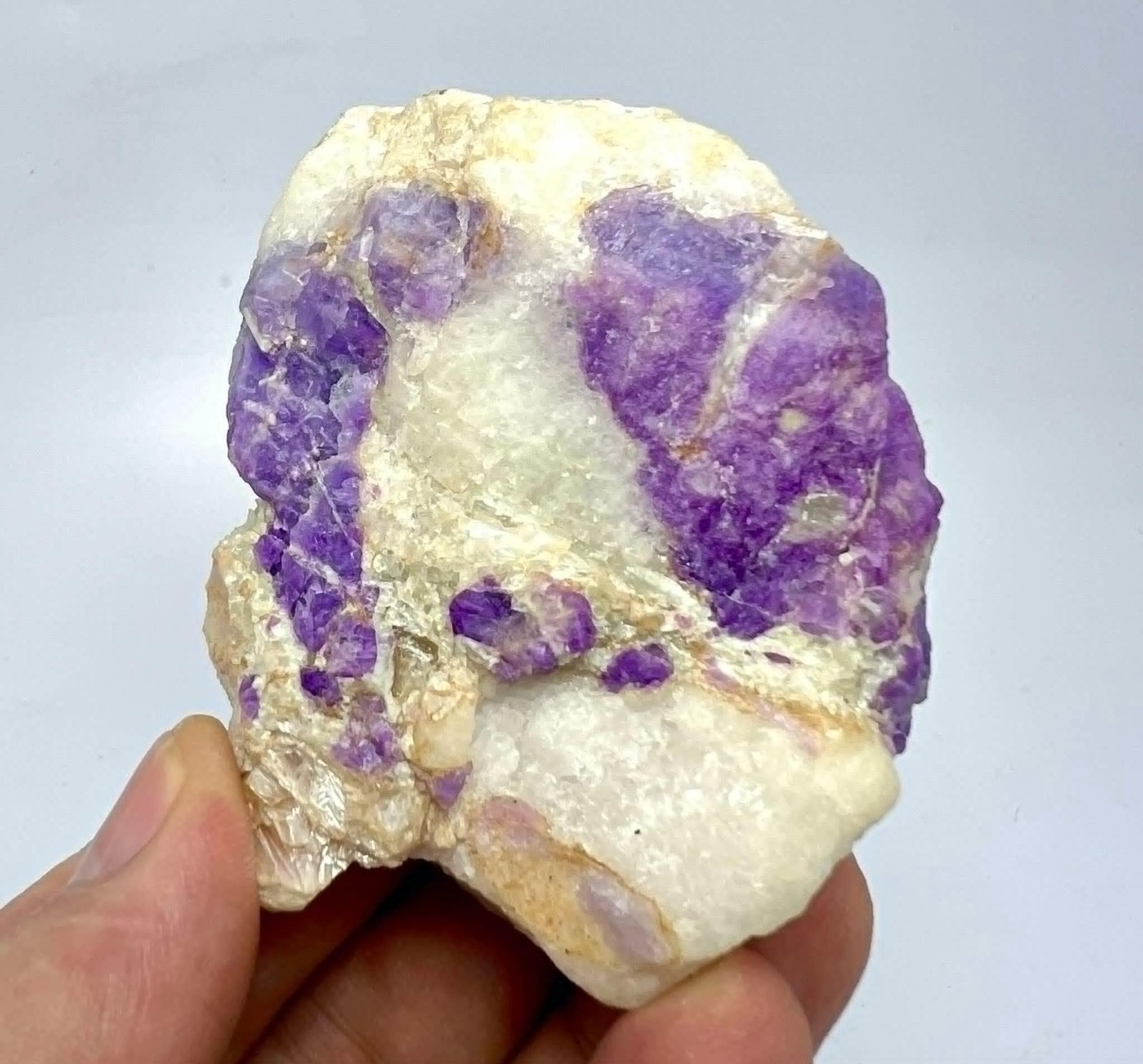 160 GM Tenebrescent Hackmanite Specimen From Badakhshan Afghanistan s1