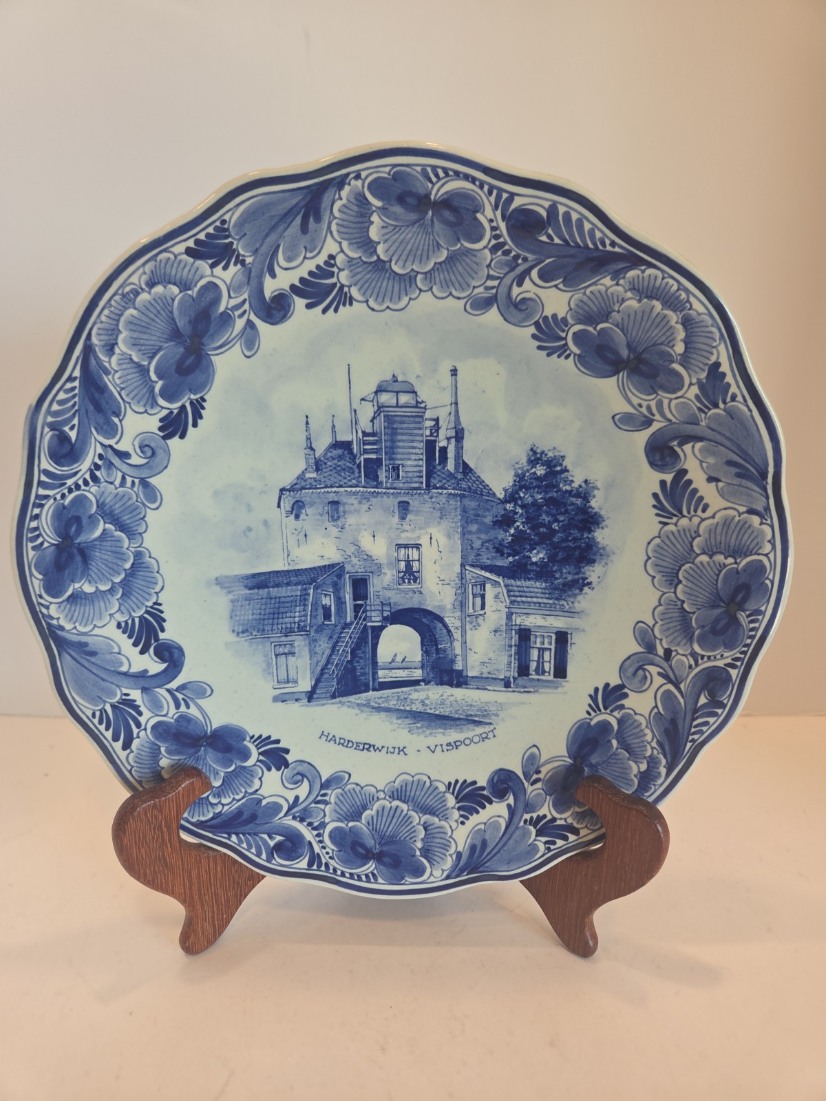 Norelco Delft Harderwijk-Vispoort 1956 Collectible Plate Hand Painted Signed