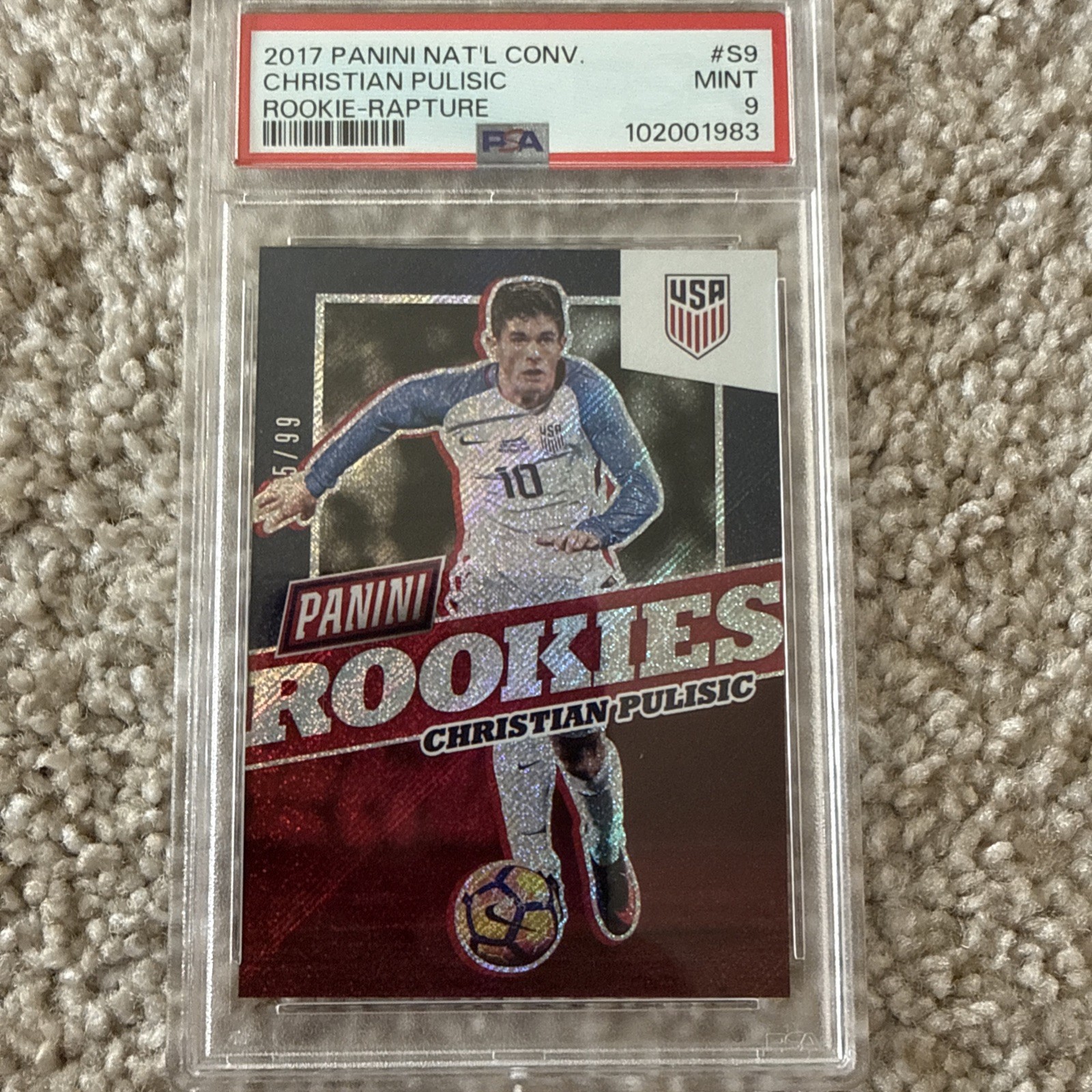 2017 PANINI NAT CONVENTION RCRAPTURE CHRISTIAN PULISIC /99 PSA 9 CAPTAIN AMERICA